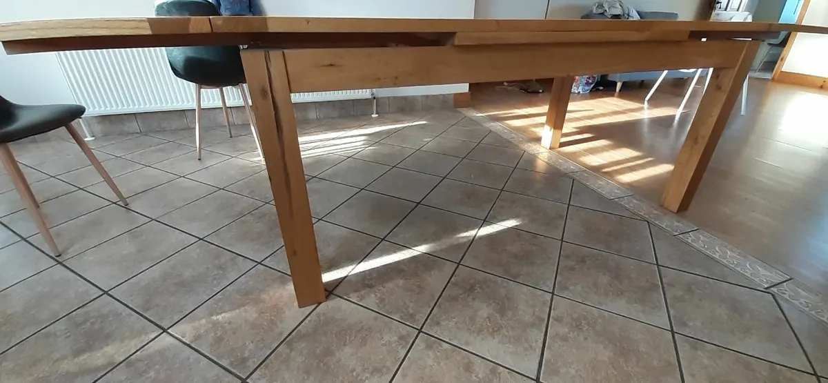 Dining table - Image 3