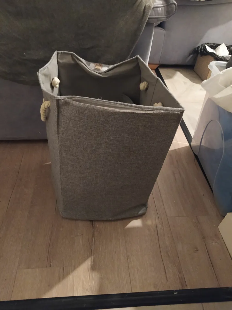 laundry basket