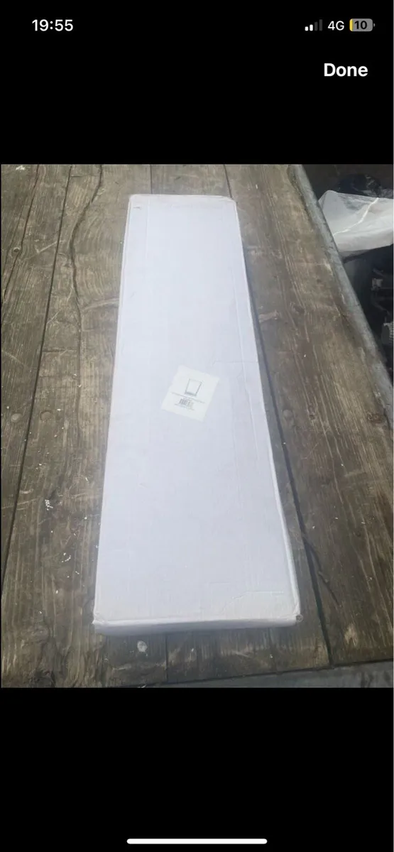 Clothes rail - Image 1