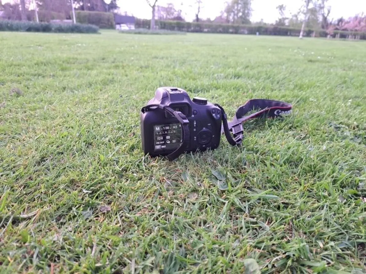 Camera Canon Camera Canon EOS 4000D - Image 3
