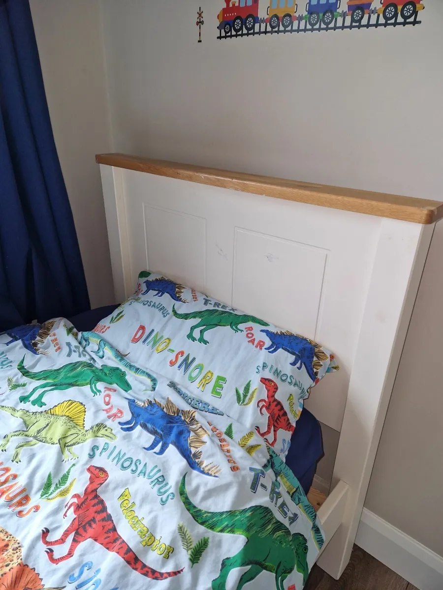 Single bed - Image 4