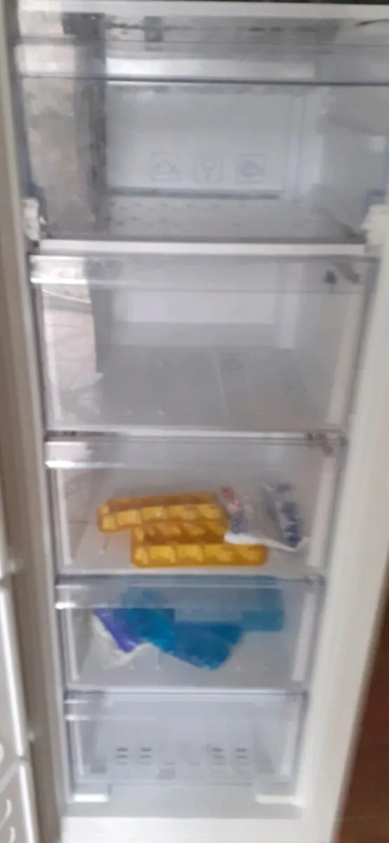 Freezer - Image 2