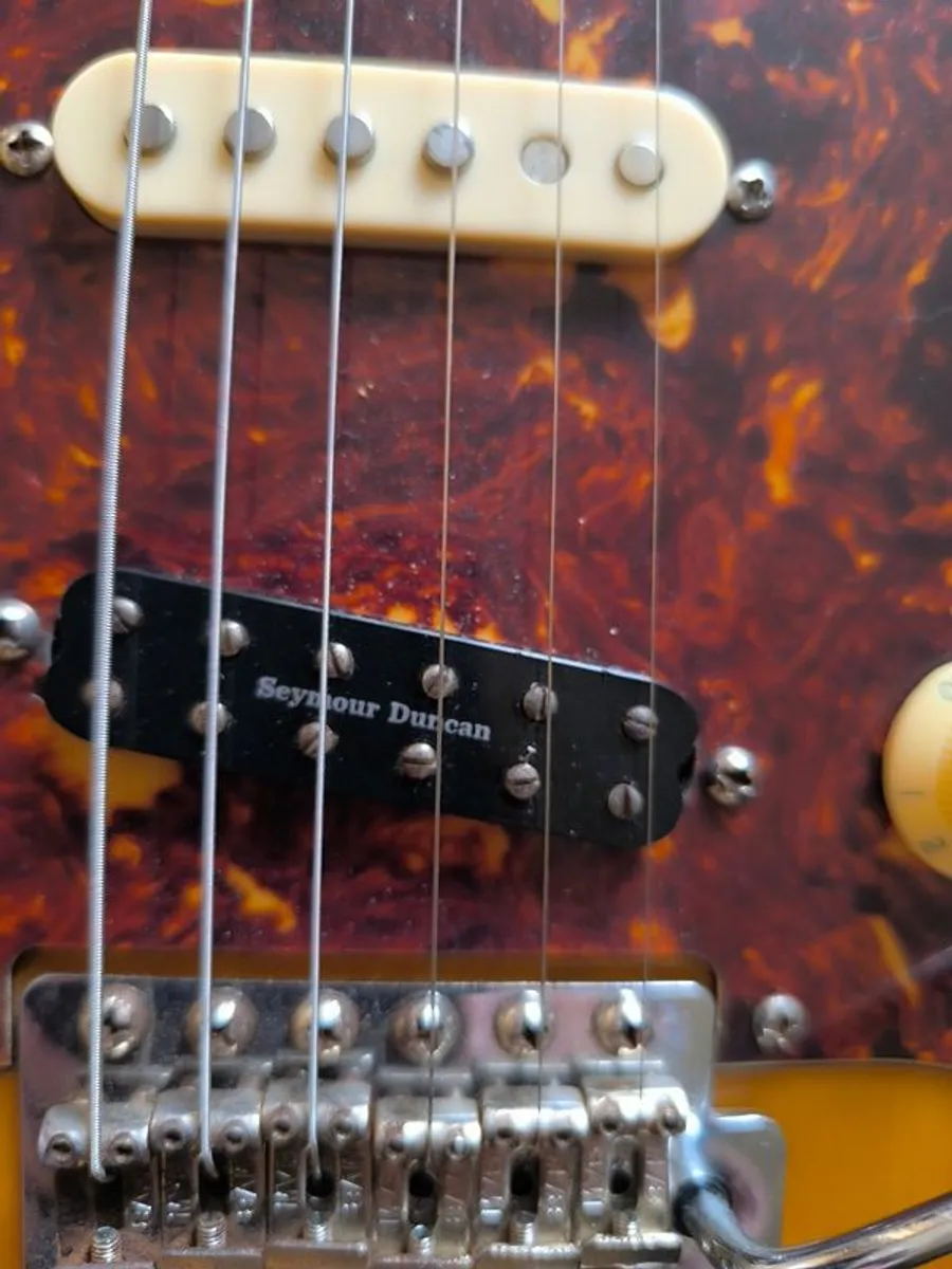 Jet 300, ST Type, electric Guitar - Image 4