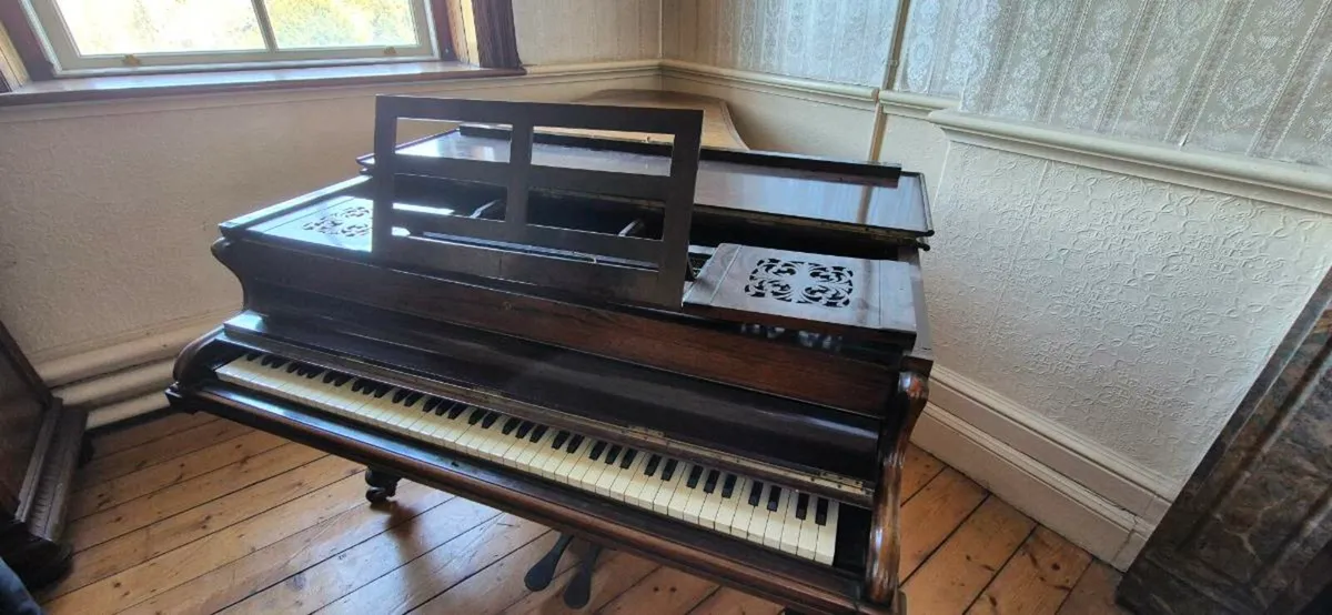 Piano .....open to offers - Image 3