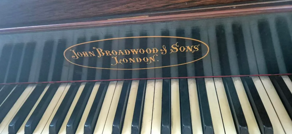 Piano .....open to offers - Image 4