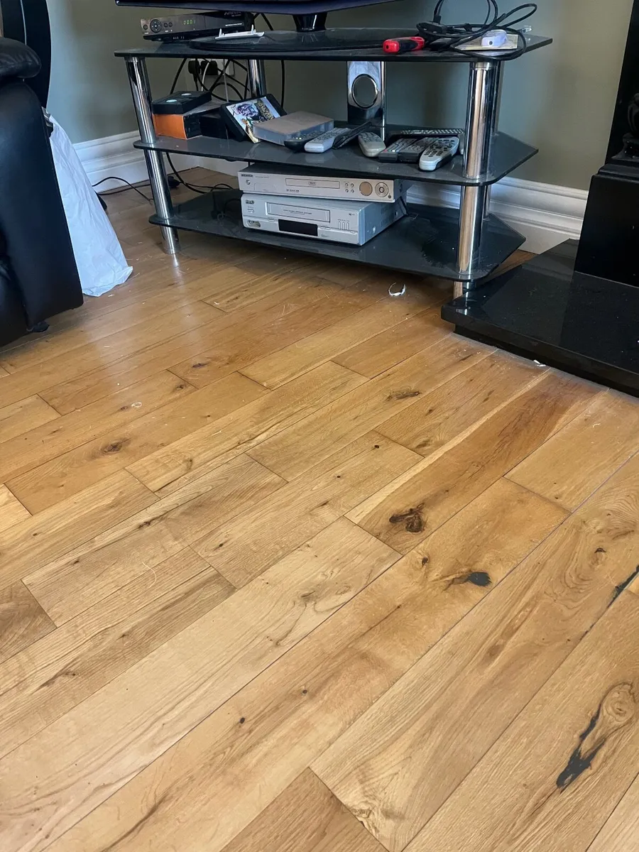 Tv stand - Image 1