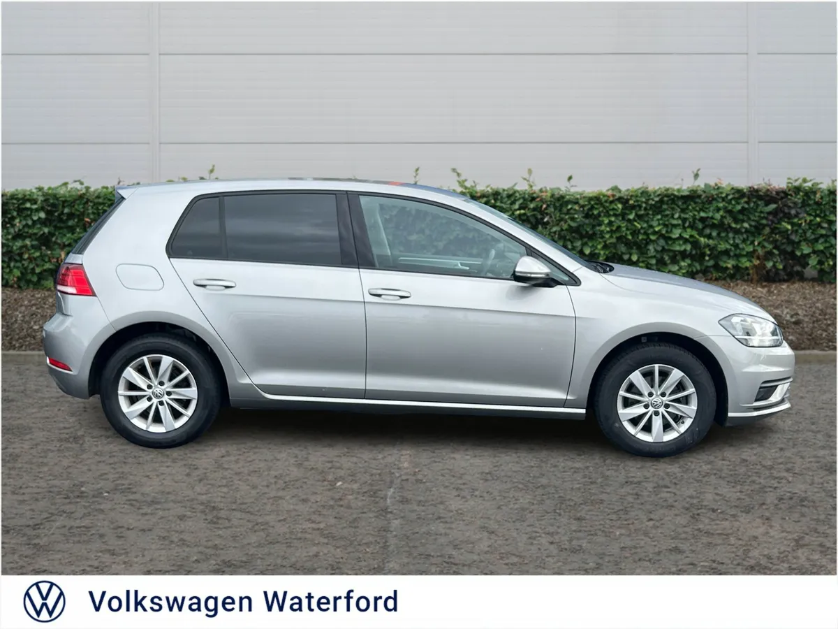 Volkswagen Golf 1.0TSI Trendline - Image 4