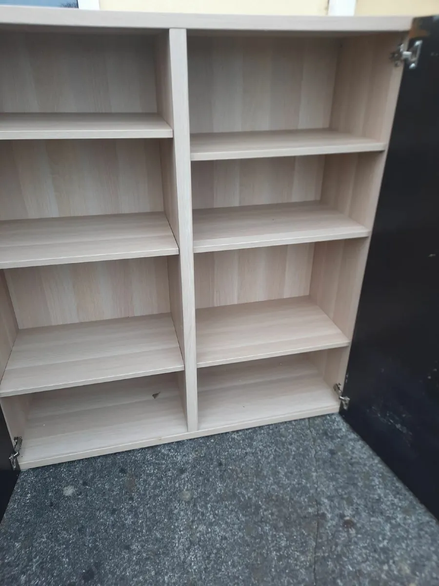 Cabinet - Image 3