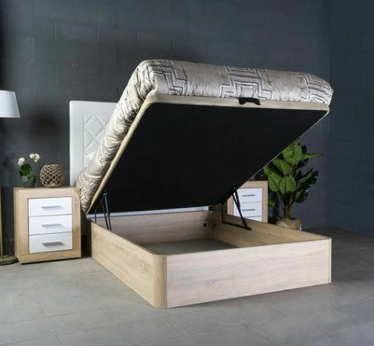 Oak Ottoman Storage Bed - King - Image 1