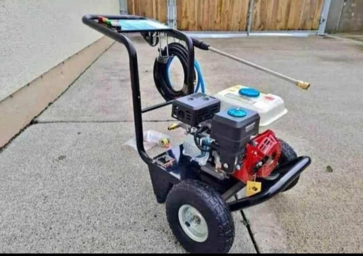 3600PSI PRESSURE WASHER ONLY €280 - Image 4