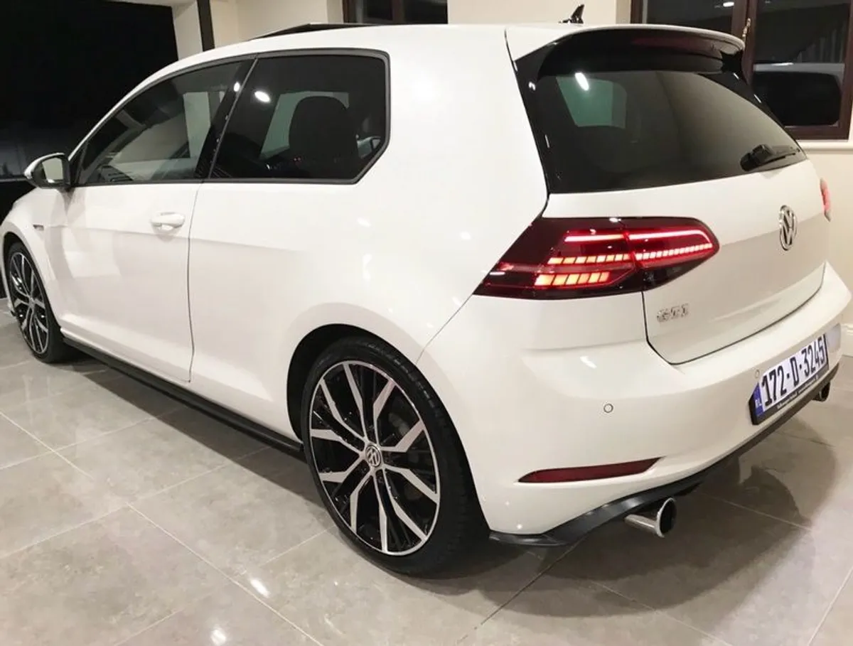 Mk7.5 Volkswagen Golf GTI manual 3DR high spec - Image 2