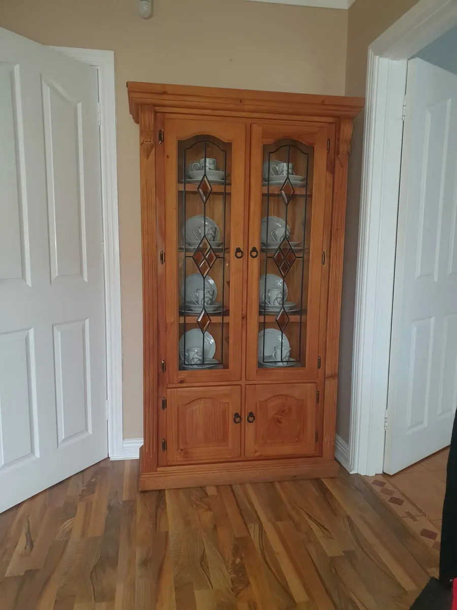 CABINETS - Image 4
