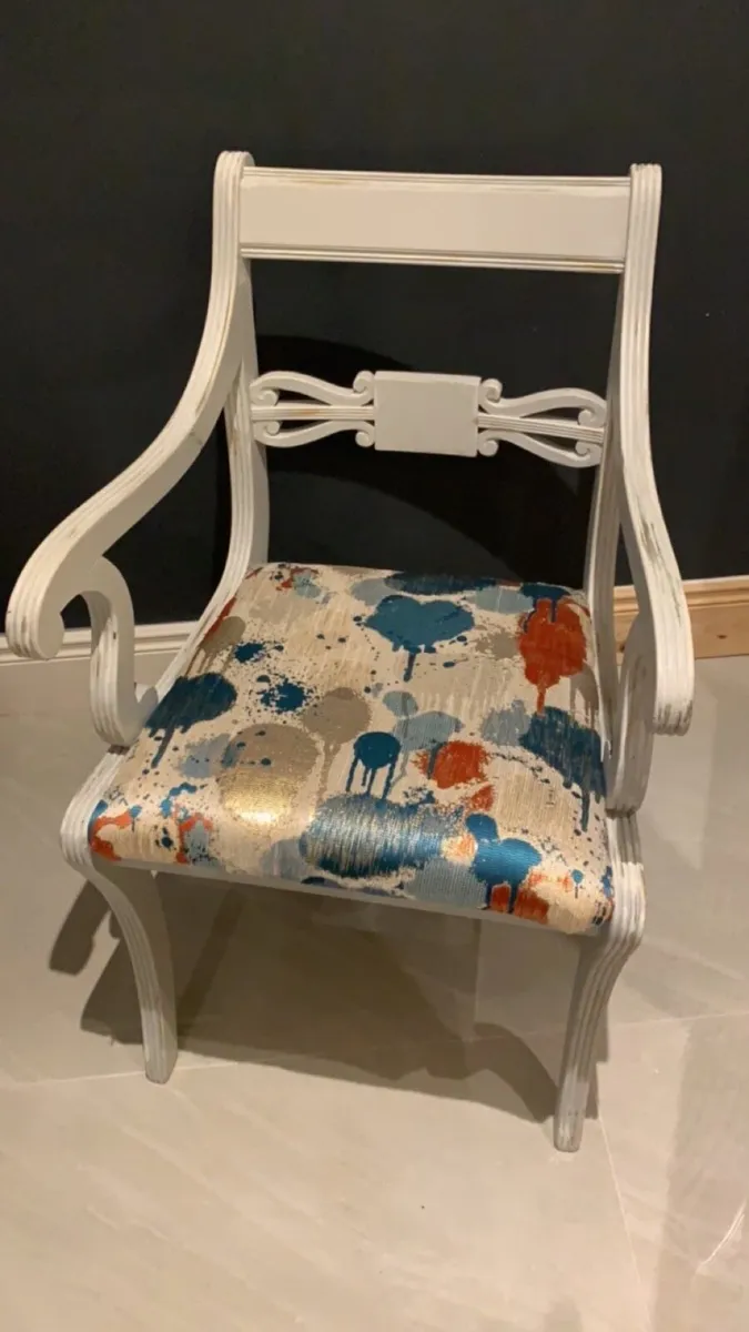 Table/ 2 Carver chairs - Image 1