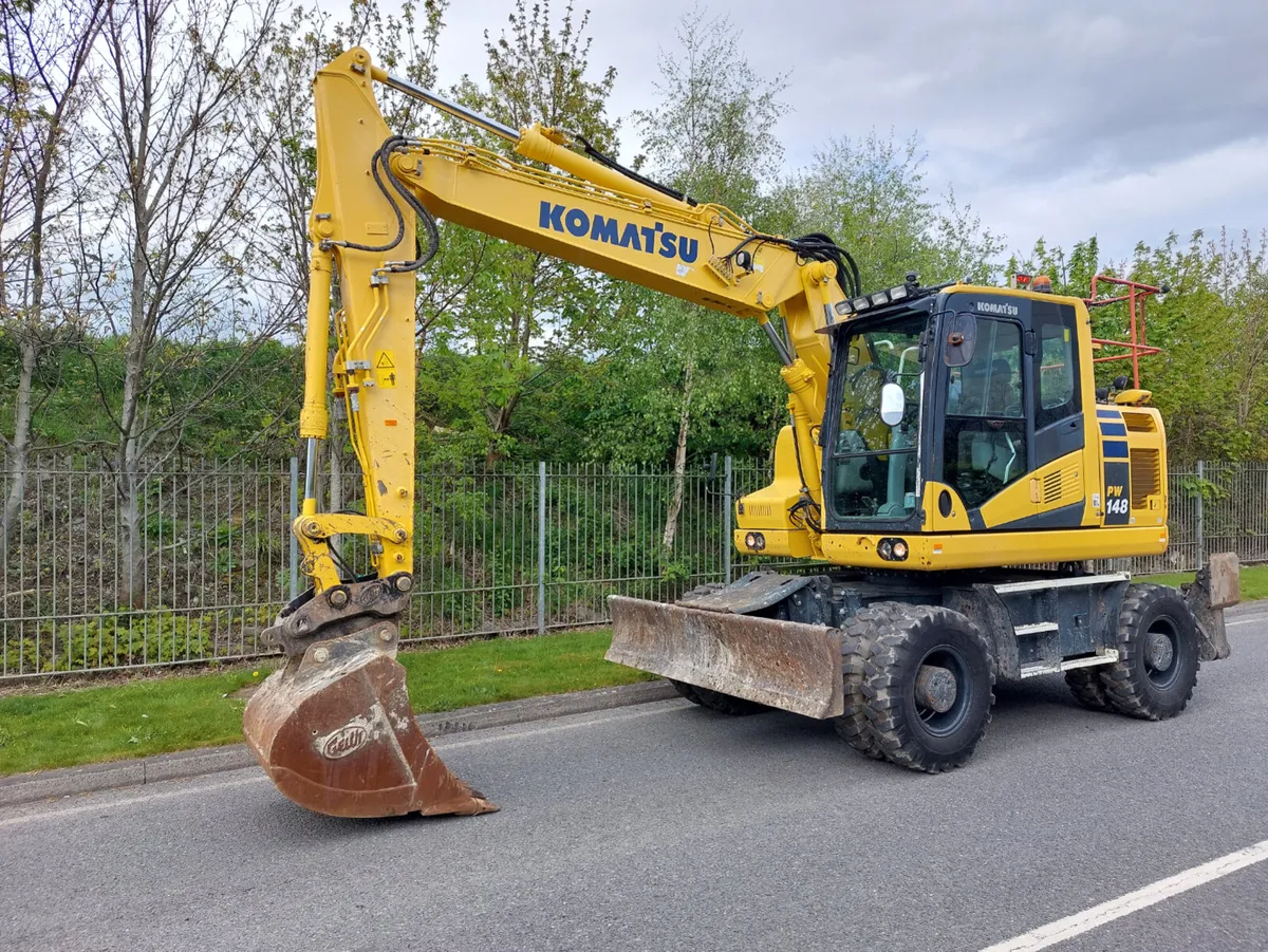 Komatsu PW148-11 - Image 1