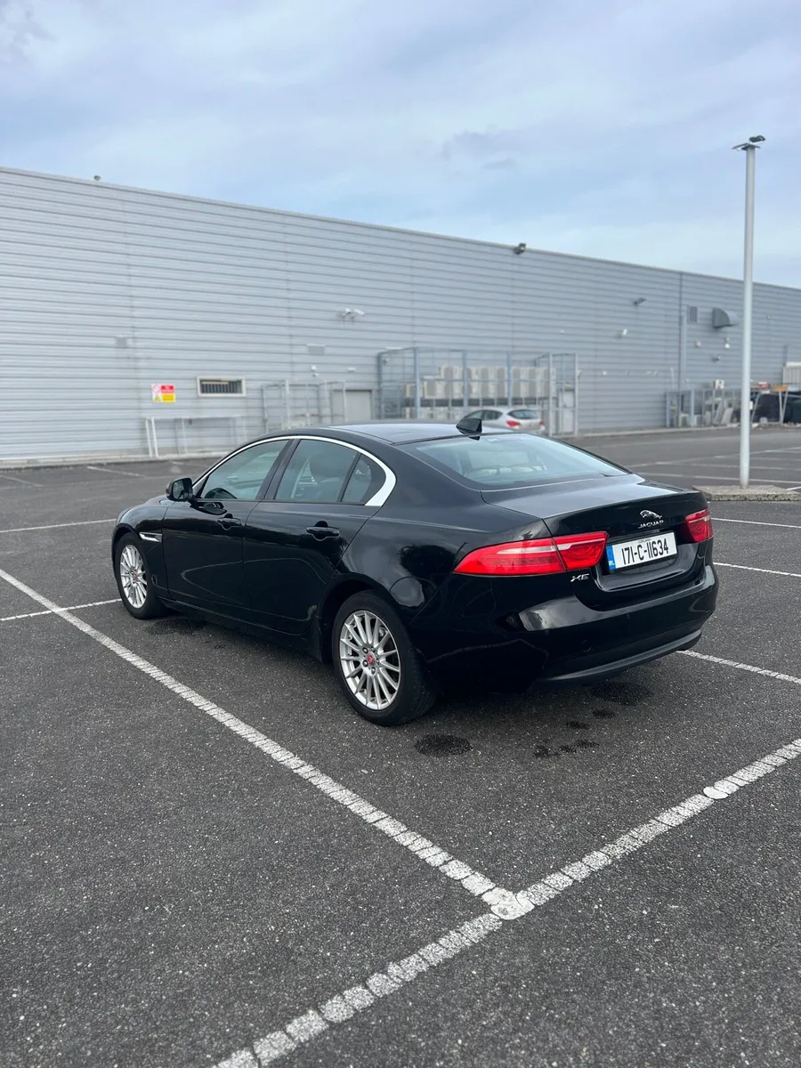 Jaguar XE Saloon 2017 Diesel - Image 4