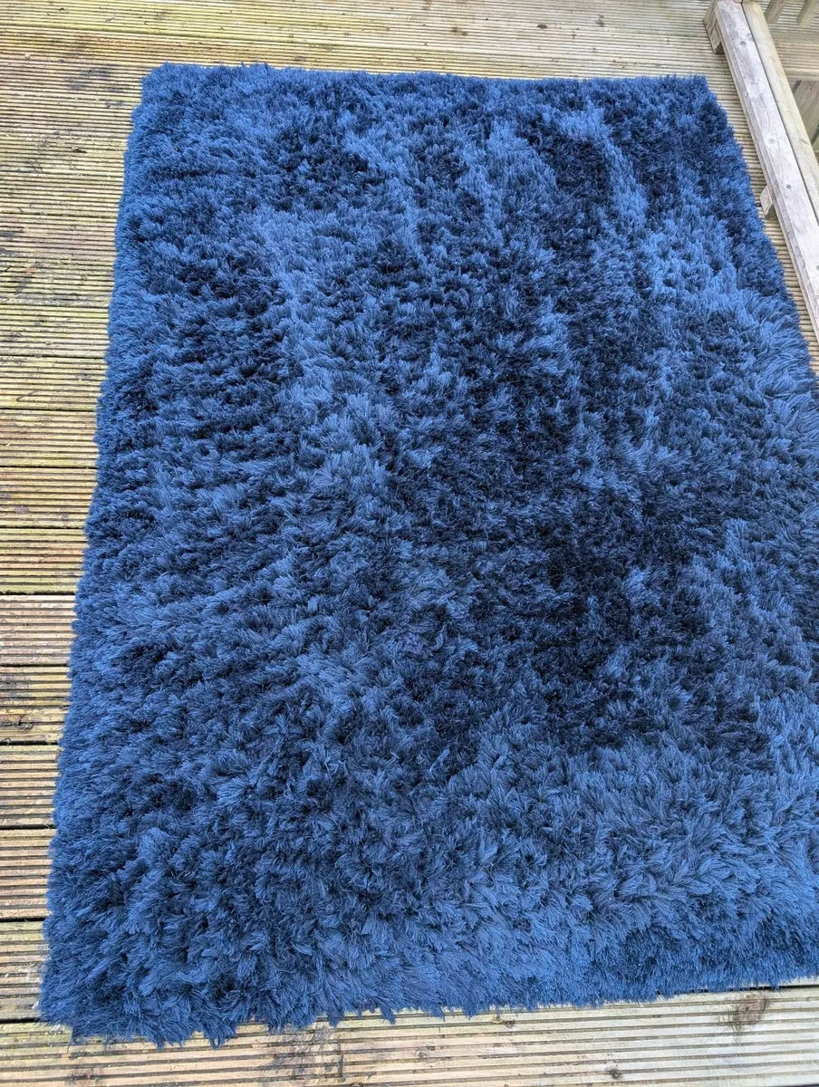 Rug - Image 1