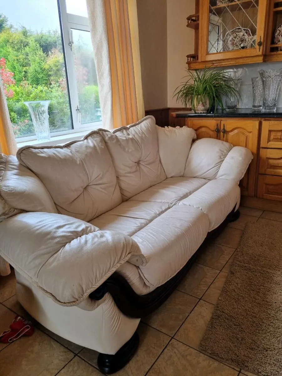 2 x Italian leather 3 +2+1seater sofas - Image 2