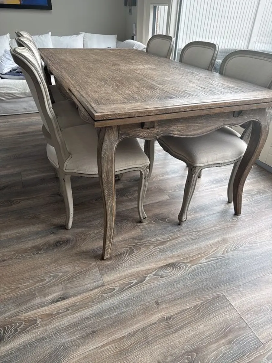 Solid wood Dining Table - Image 3