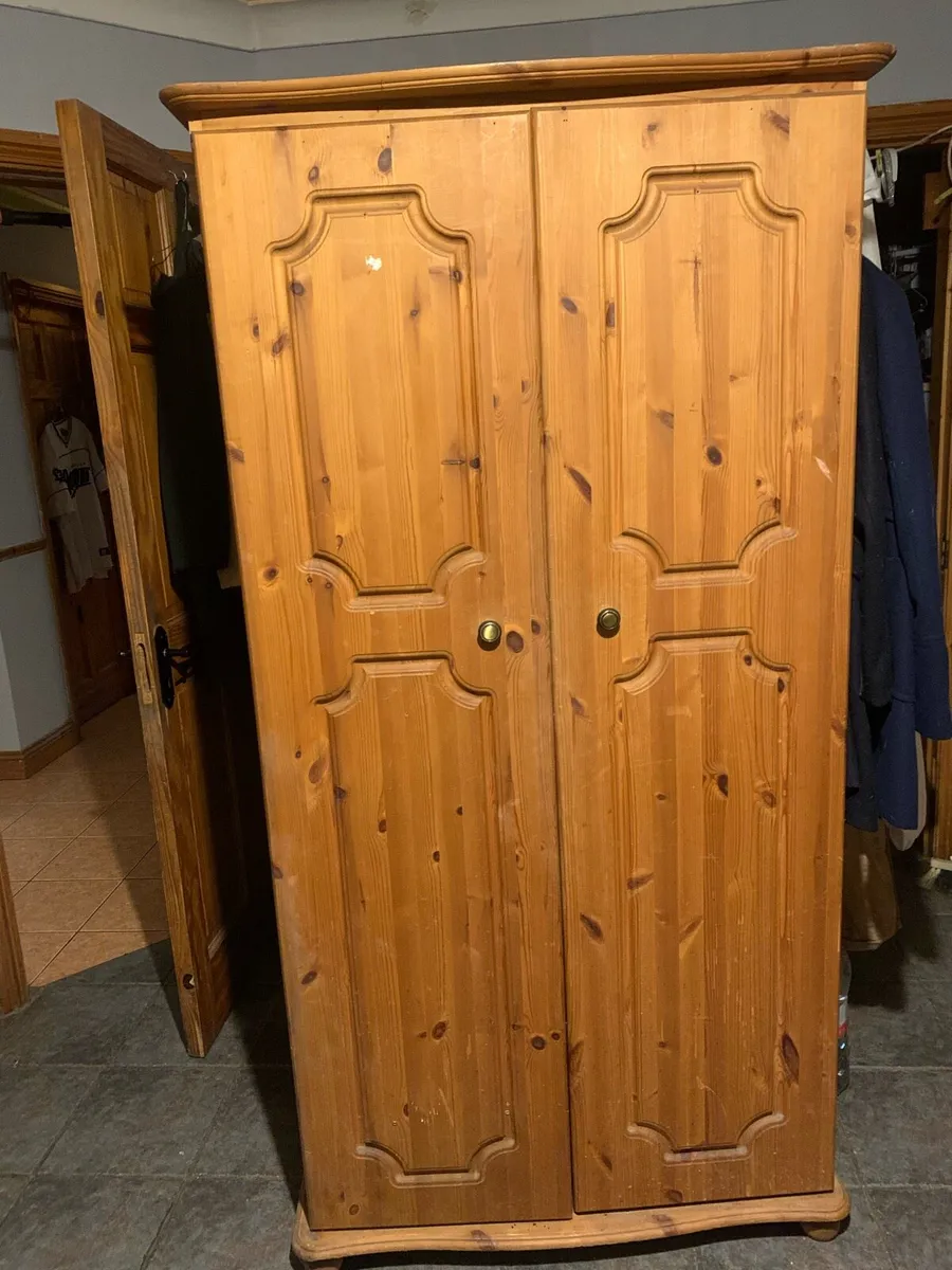 2 Door Pine Wardrobe - Image 1