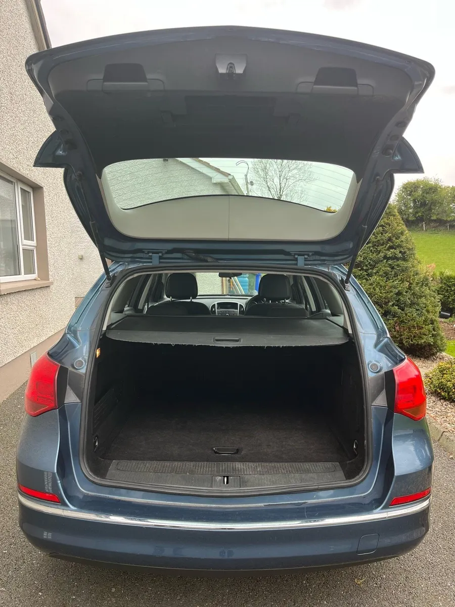 2015 Opel Astra 1.6 Estate - Image 3