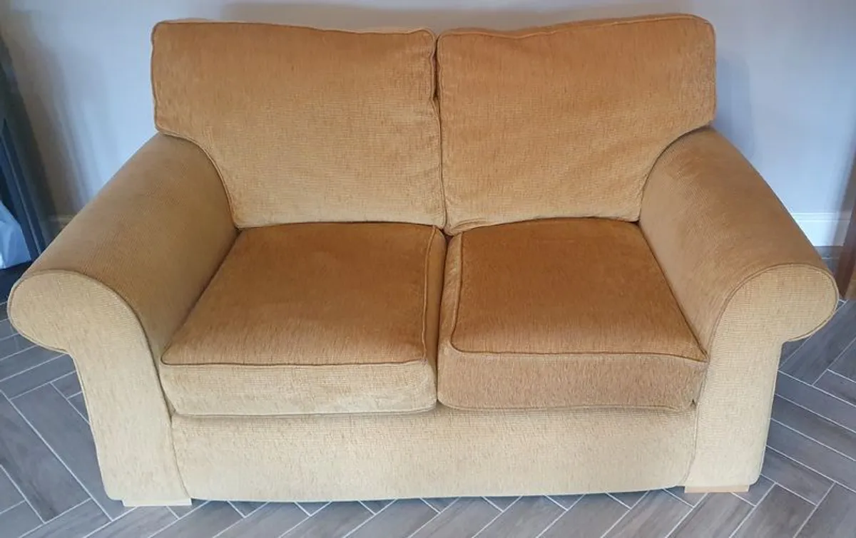Three Piece Sofa Set. Price Reduced From 400. Need Gone Asap. - Image 3