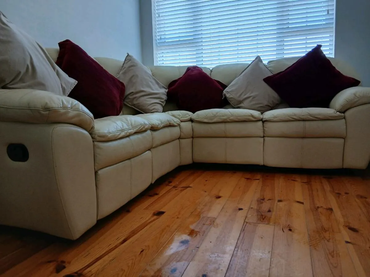 Sofa - Image 4