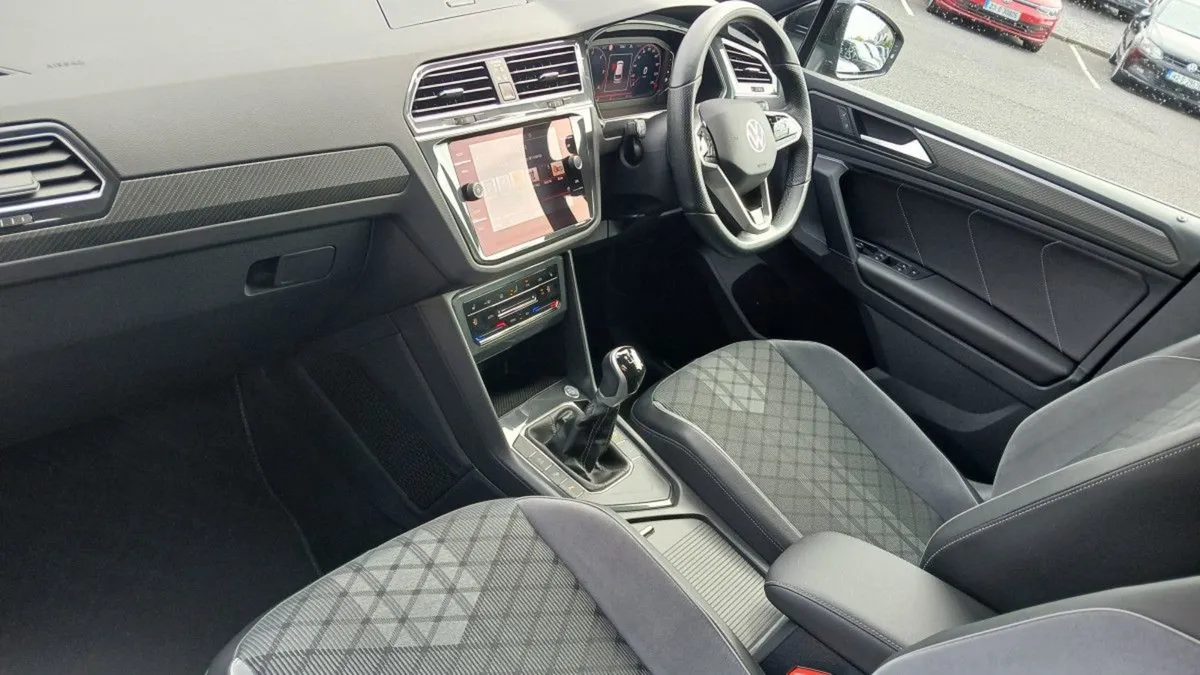 Volkswagen Tiguan R-line 2.0 TDI 150 HP  rear Vie - Image 3
