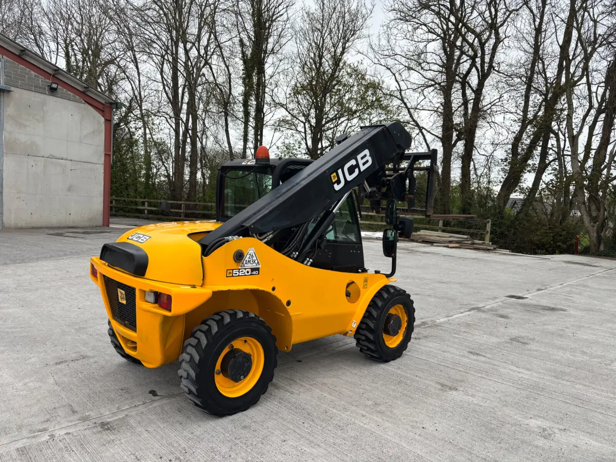 2015 JCB 520-40 - Image 3