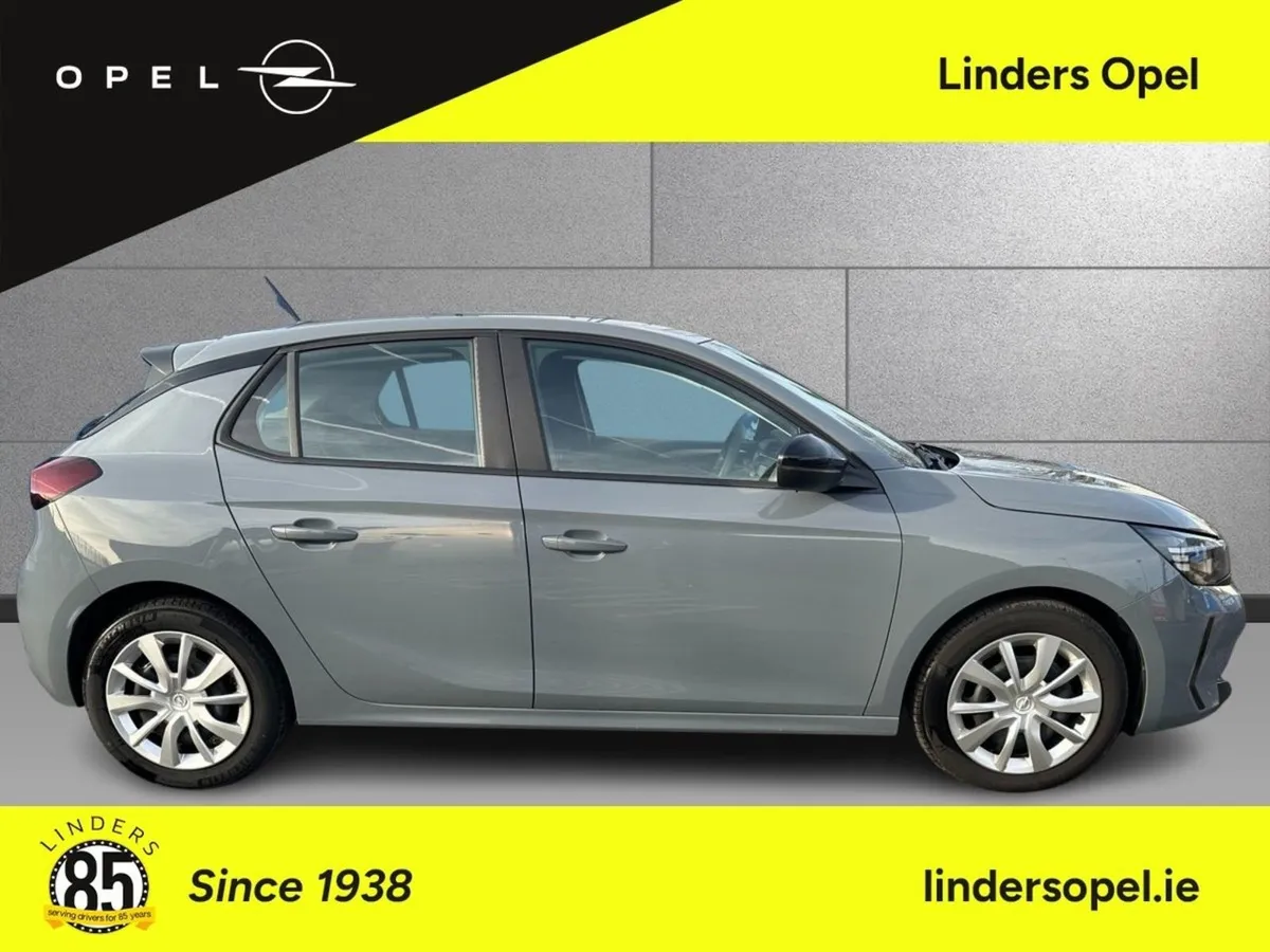 Opel Corsa SC Petrol Manual Low Mileage - Image 3
