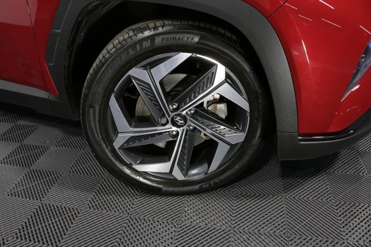 Hyundai Tucson Hybrid Executive Plus 1.6l Petrol - Image 4