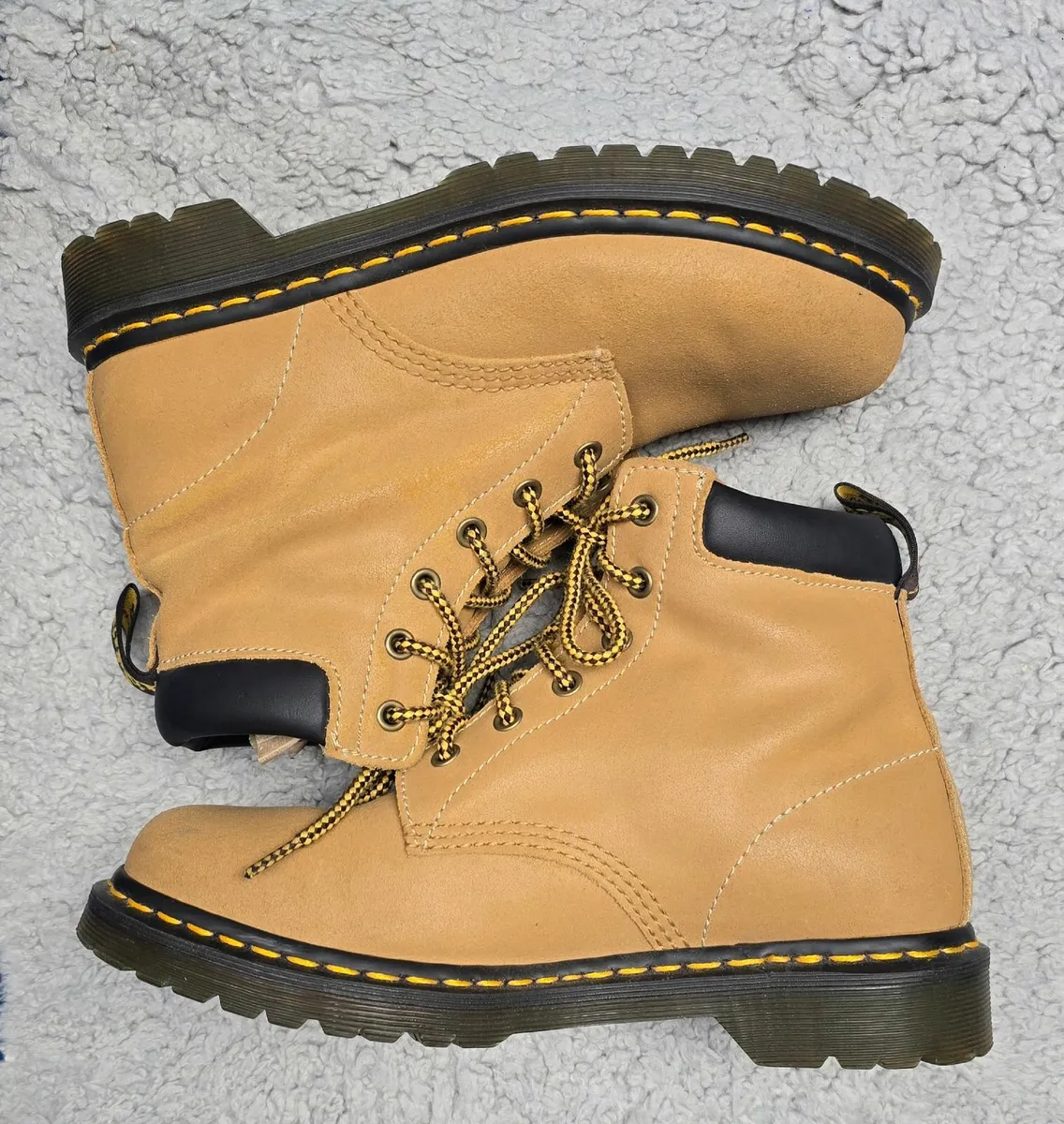 Dr. Martens 939 Tan Nubuck - size 7 - Image 2