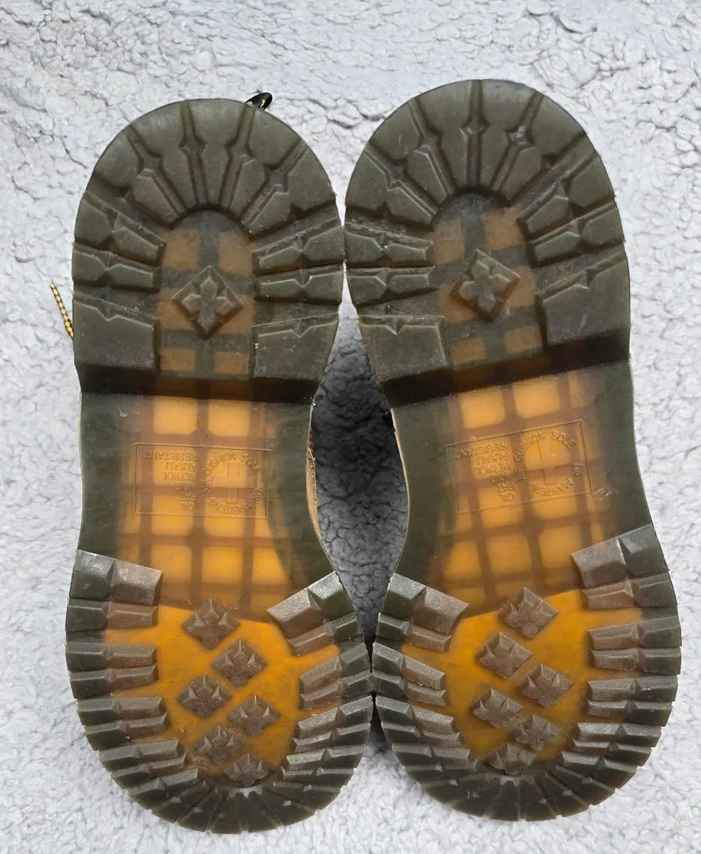 Dr. Martens 939 Tan Nubuck - size 7 - Image 3