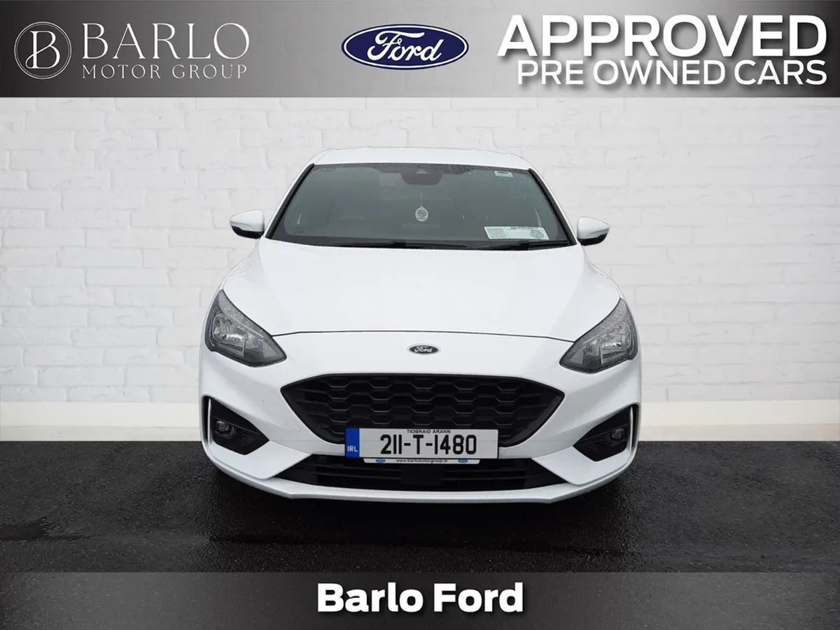 Ford Focus 1.5 Tdci St-line Edition 120PS  white - Image 4