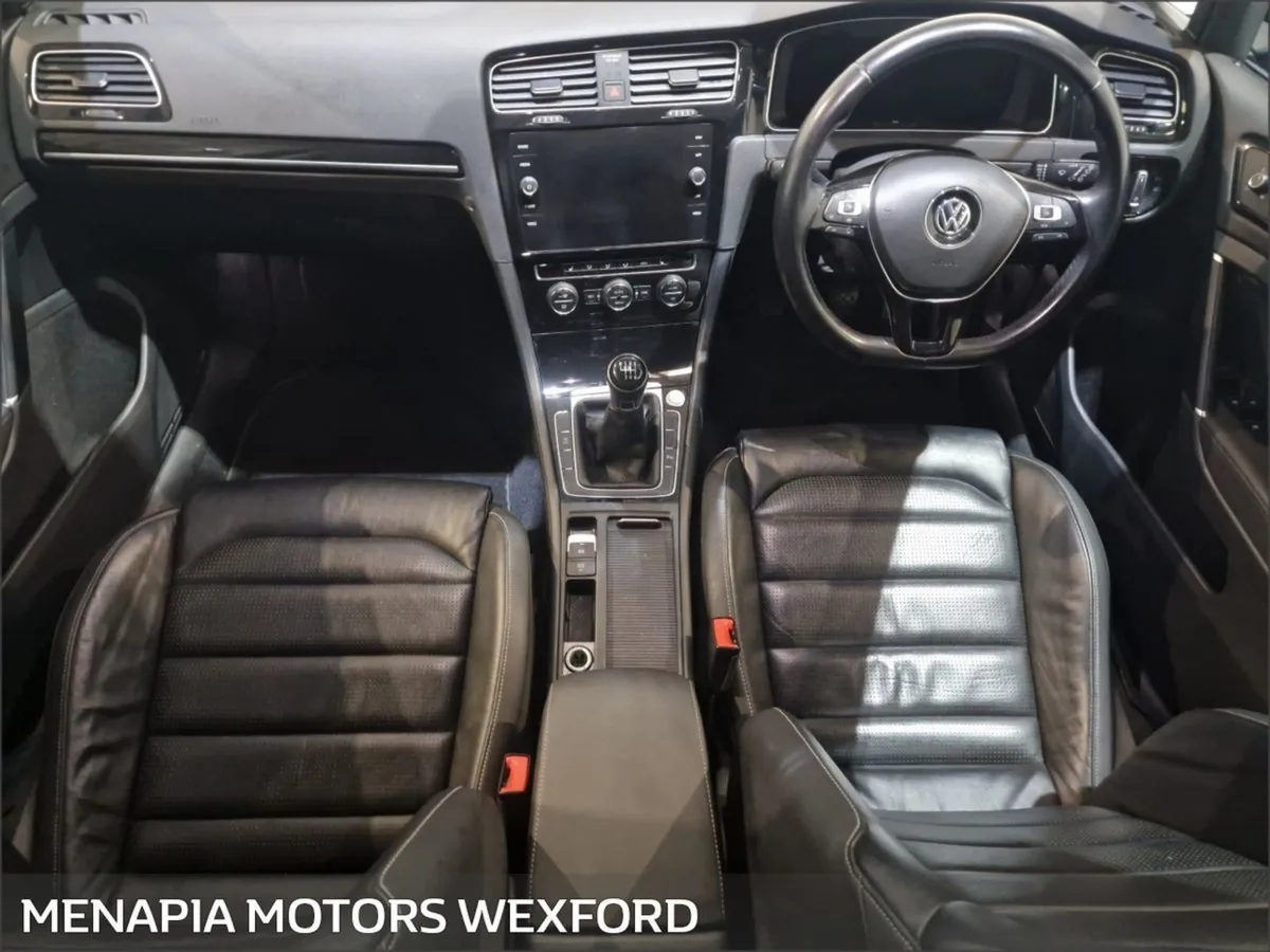 Volkswagen Golf 1.5 TSI 150HP Highline - Image 3