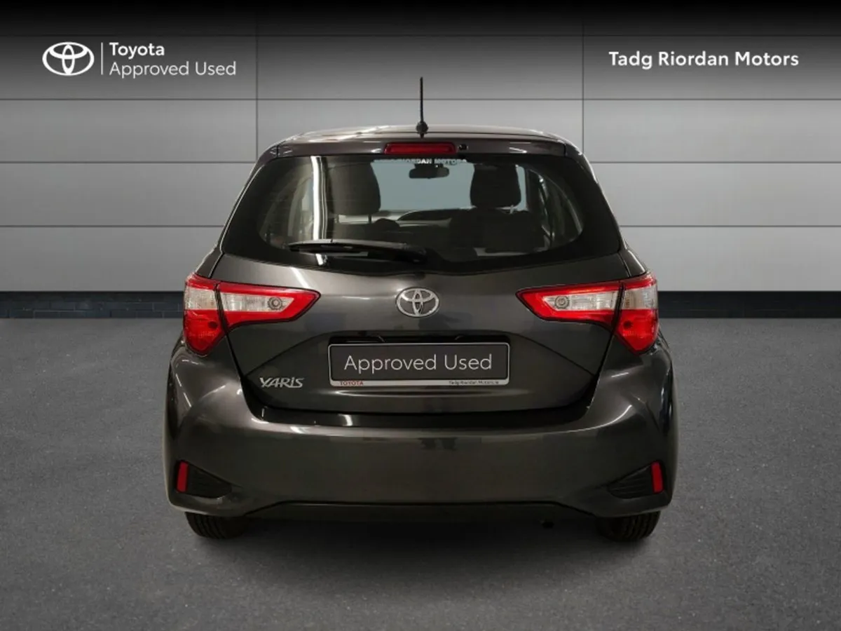 Toyota Yaris 1.0 5DR Luna - Image 4