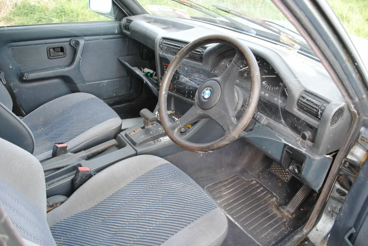 BMW 3-Series 1991 (and many more) - Image 2