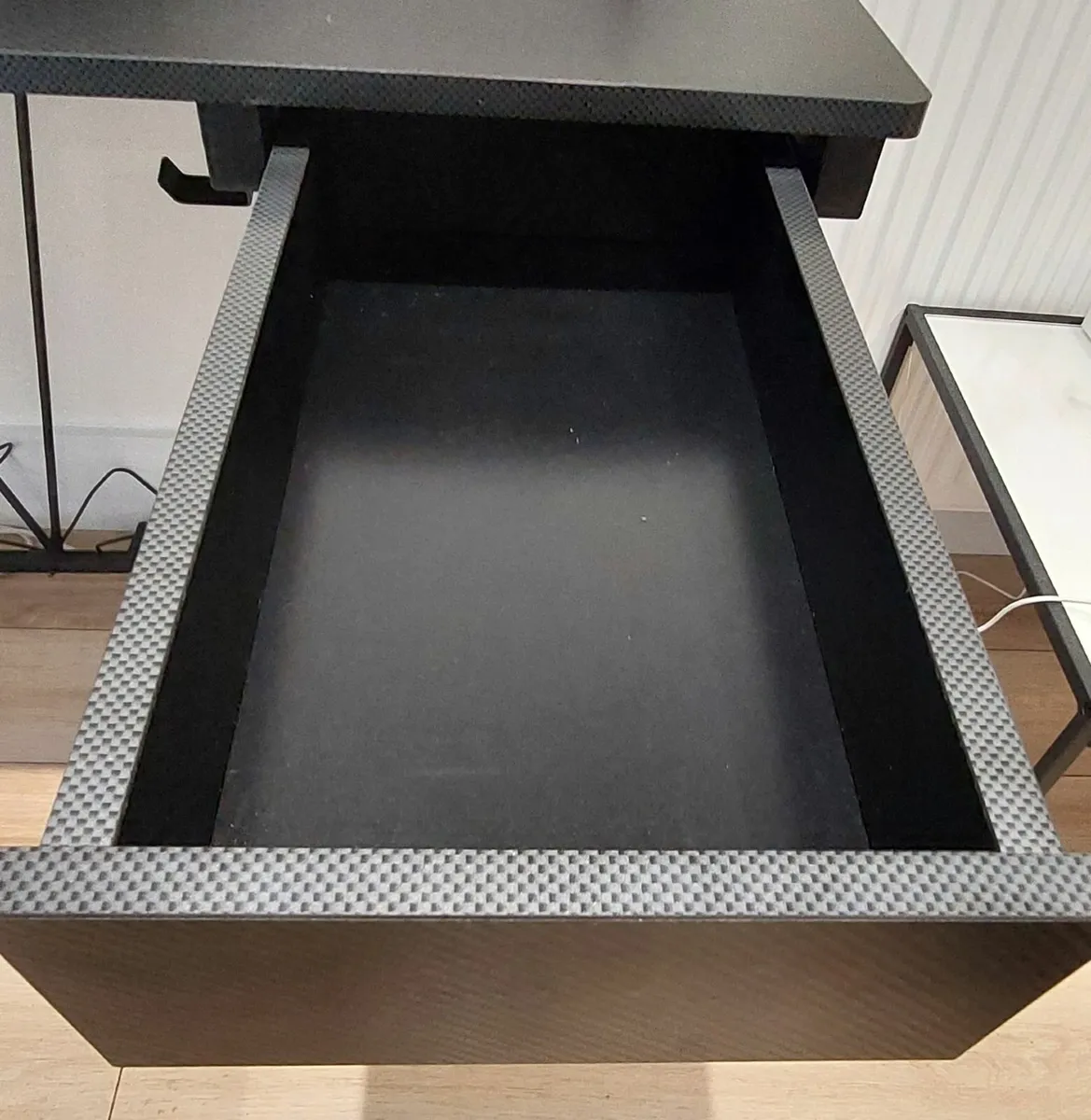 TREETALK Gaming/Home Office Desk - Image 2
