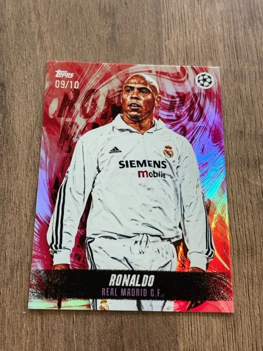 Topps Gold R9 Ronaldo 9/10 - Image 2