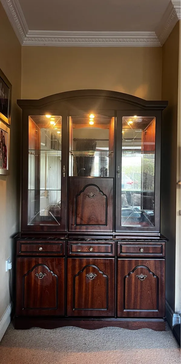 BargainMahogany Drinks Display cabinet w/ lights - Image 1