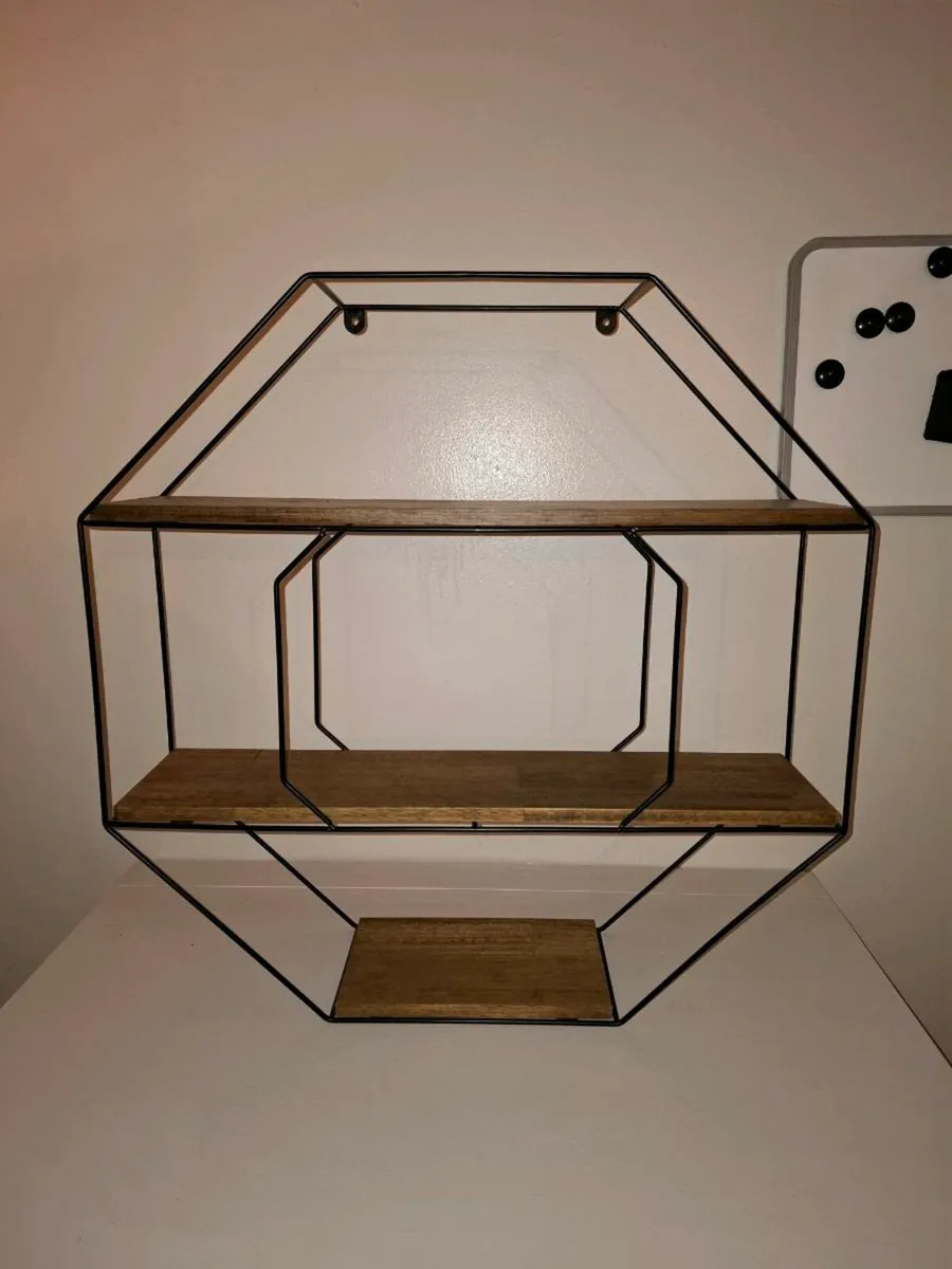 Kate and Laurel Lintz Octagon Floating Wall Shelf - Image 3