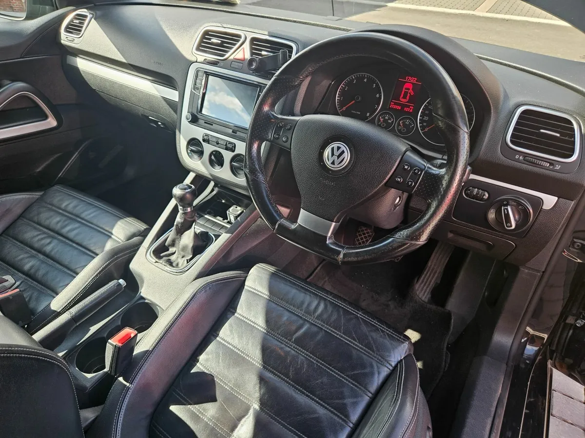 Volkswagen Scirocco 2009 - Image 4