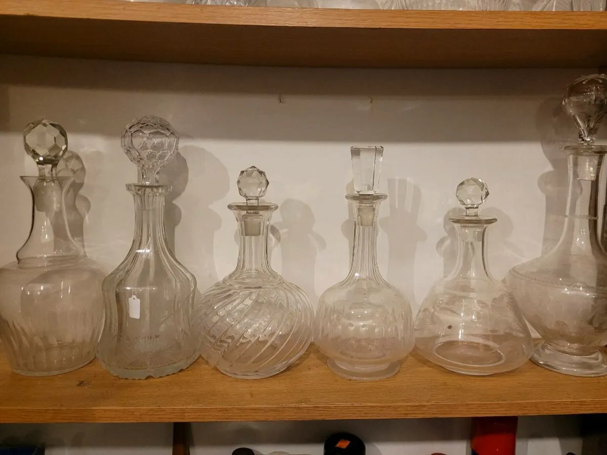 10 antique decanters 100 eu.Free postage. - Image 1