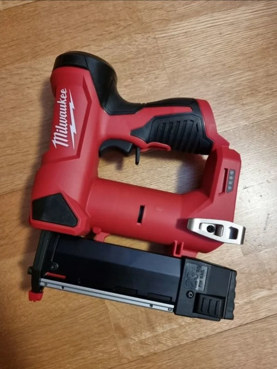 Milwaukee M12 23 Gauge Pin Nailer Body - Image 1