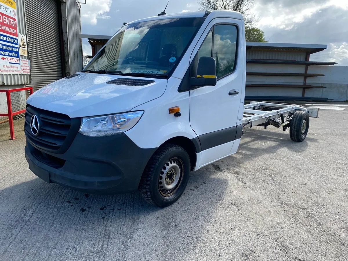Mercedes sprinter chassis cab - Image 2