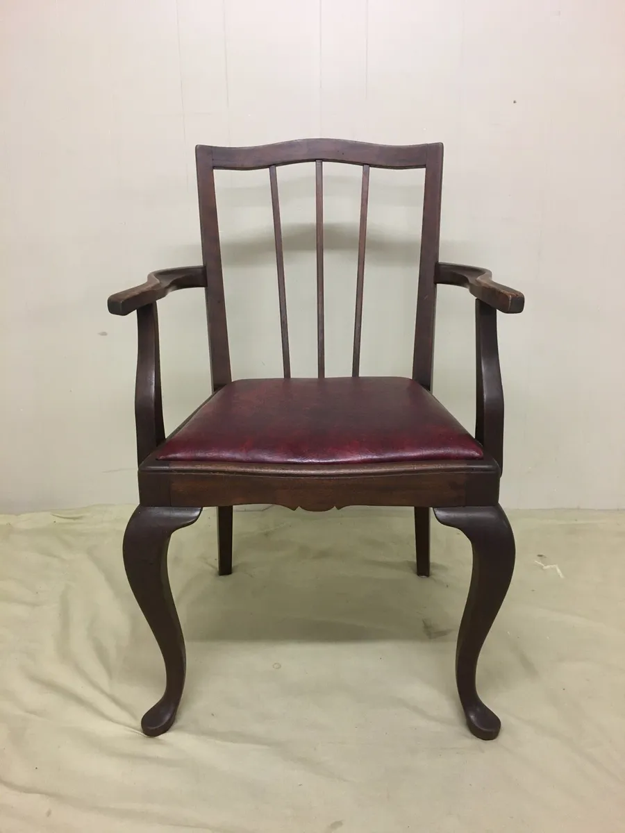Carver Chair - Image 4