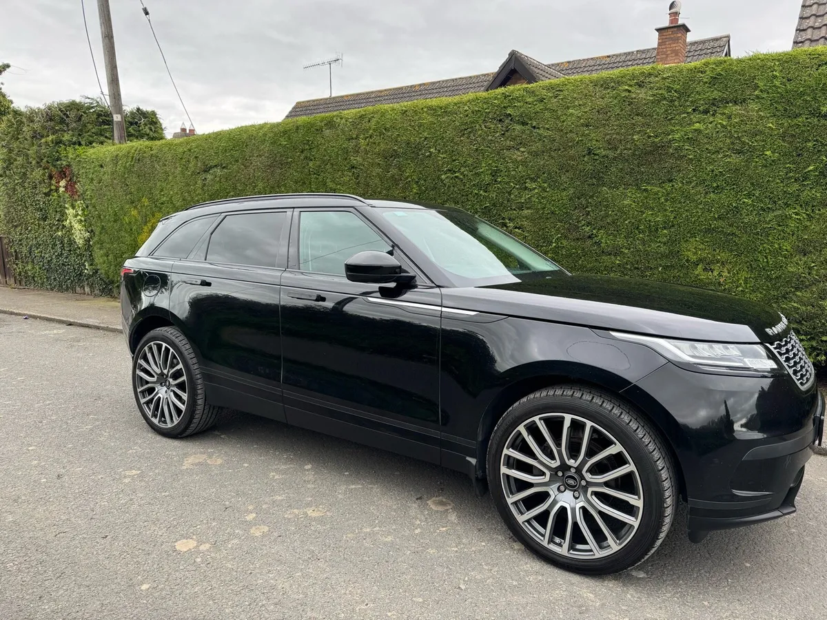 Range Rover velar - Image 1
