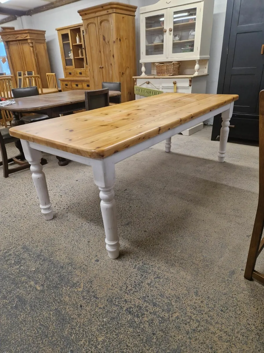 7ft long vintage farmhouse kitchen table - Image 1