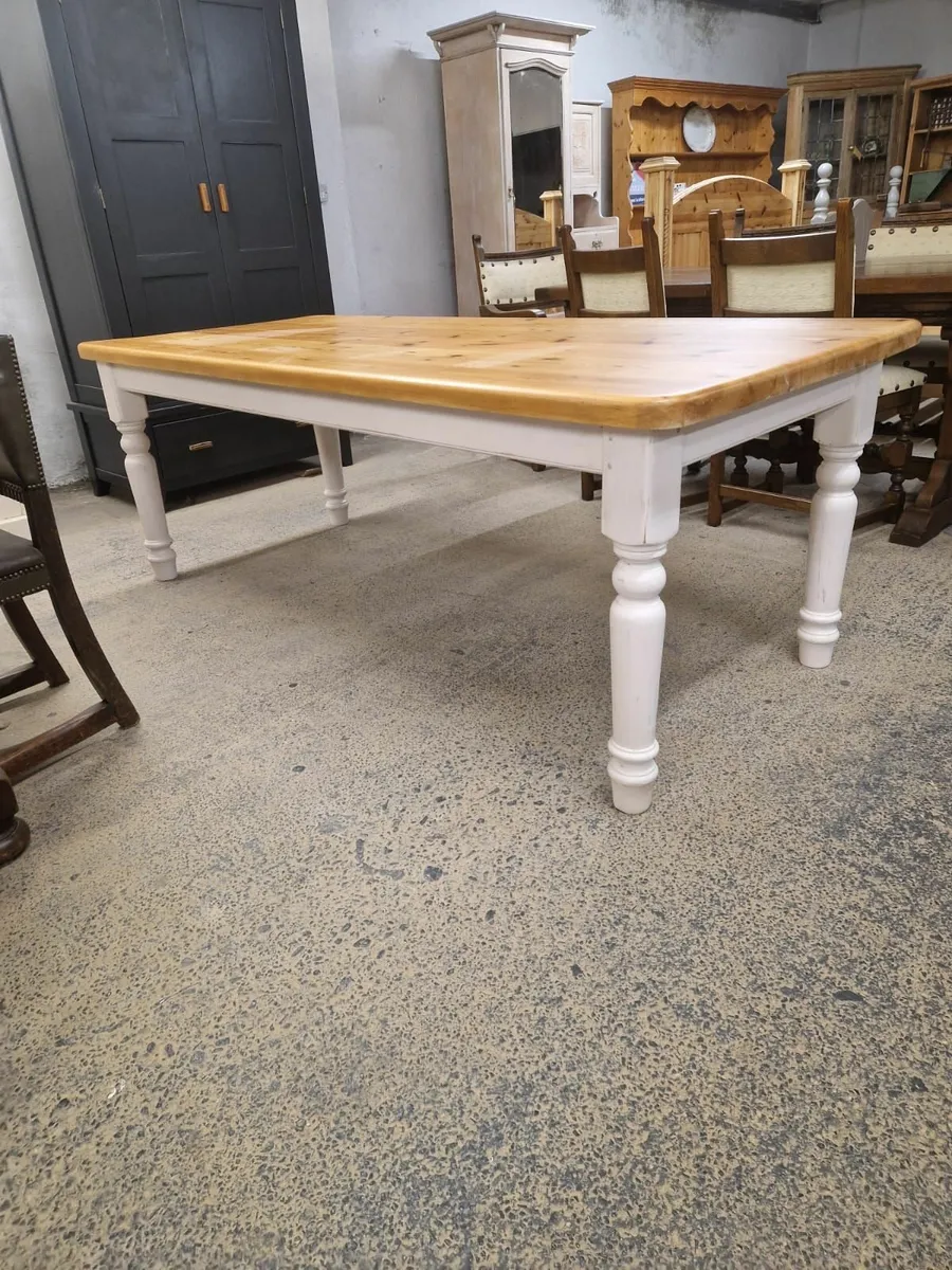 7ft long vintage farmhouse kitchen table - Image 4