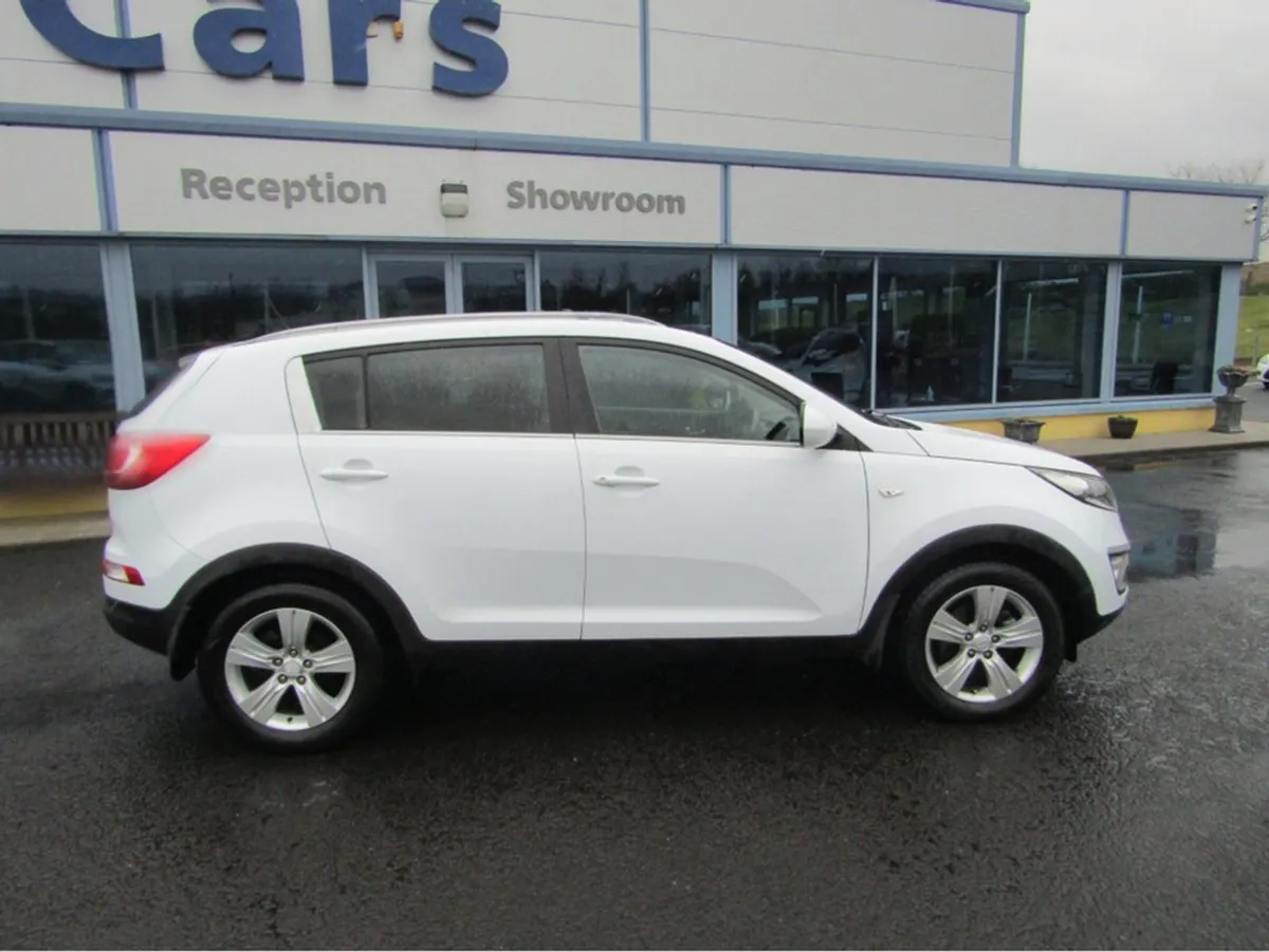 Kia Sportage 1.7 Lxes 4DR - Image 3