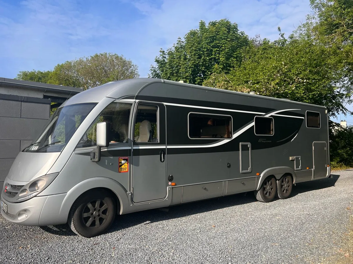 Burstner i810 Camper - Image 1